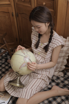 宾利女销售照片高清
